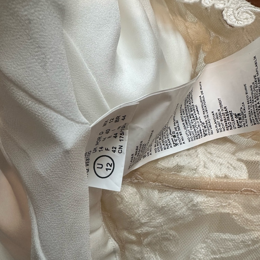 Pronovias Kaya Wedding Dress - Picture 11 of 12
